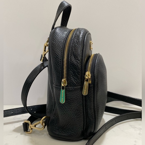 🚨SOLD 🚨👜MICHEAL KORS ✨semi new✨ MINI BACKPACK - Picture 2 of 13